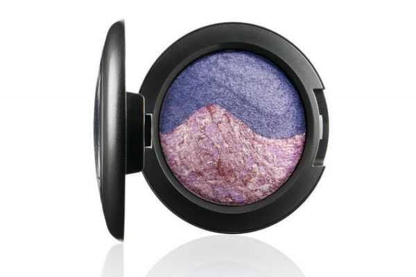 如何让眼妆不掉 眼妆容易掉这样做