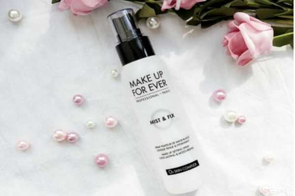 定妆喷雾的特点 定妆喷雾的优点 定妆喷雾的特点 定妆喷雾的优点