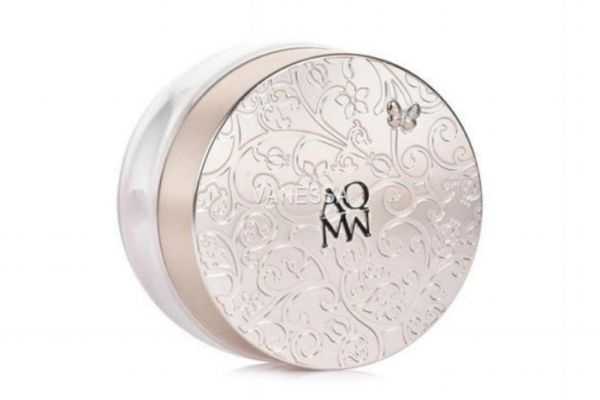 干皮定妆用什么好?定妆用散粉好还是粉饼好 干皮定妆用什么好?定妆用散粉好还是粉饼好