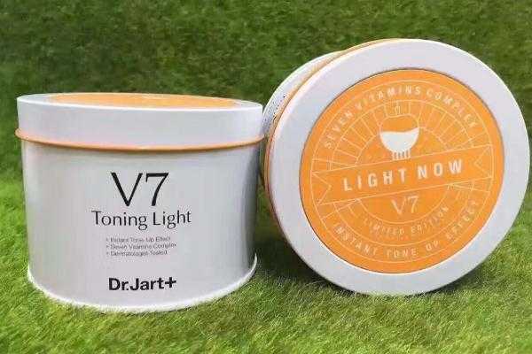 素颜霜对皮肤伤害大吗？有哪些影响