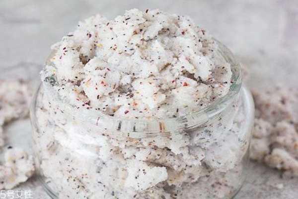 冬天身体适合去角质吗