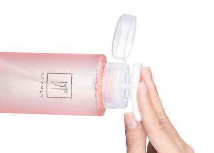 用卸妆水卸妆后还需要洗面奶吗 用卸妆水卸妆后还需要洗面奶吗