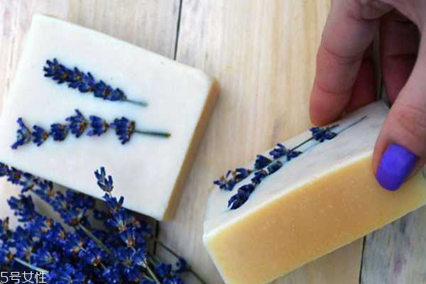 毛孔角化症怎么治 毛孔角化症怎么治