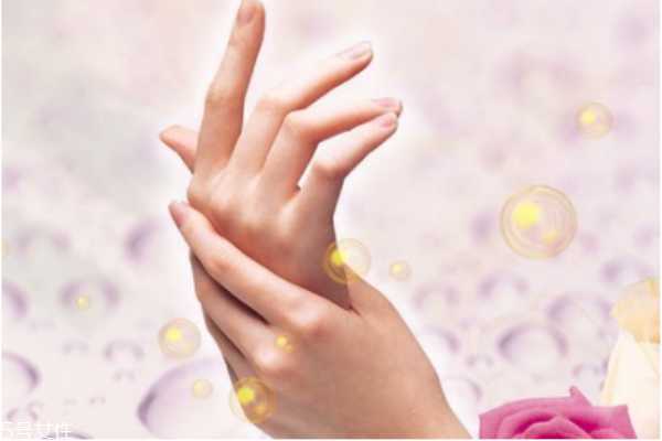 为什么女生手皮肤粗糙