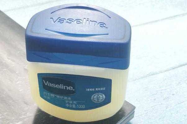 凡士林可以美白皮肤吗?凡士林可以祛痘印吗 凡士林可以美白皮肤吗?凡士林可以祛痘印吗