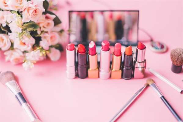 口红保质期怎么看?方法原来这么简单 口红保质期怎么看?方法原来这么简单