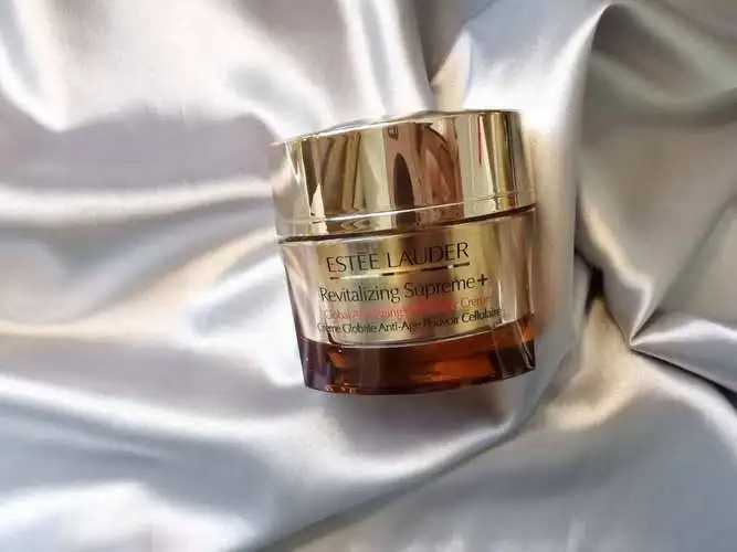 雅诗兰黛智妍面霜适合年龄和肤质的人? 雅诗兰黛智妍面霜适合年龄和肤质的人?