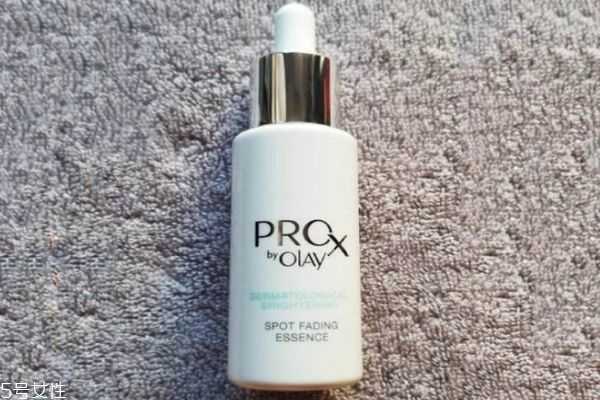 露得清a醇和小白瓶顺序