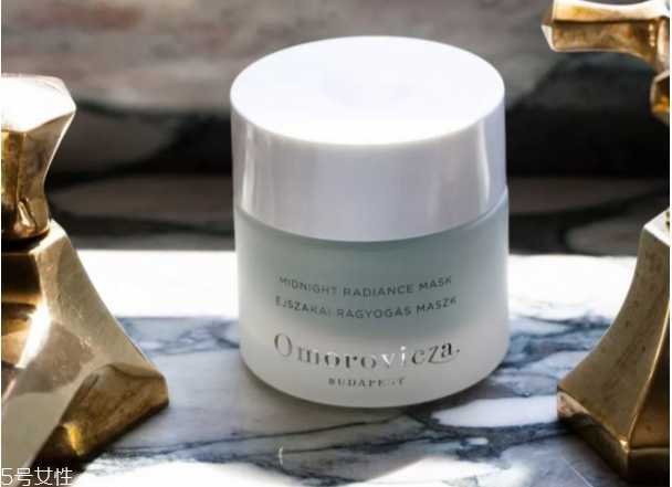 清洁护肤用什么牌子