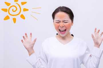 晒后修复面膜用什么成分好？晒后修复能用药妆吗