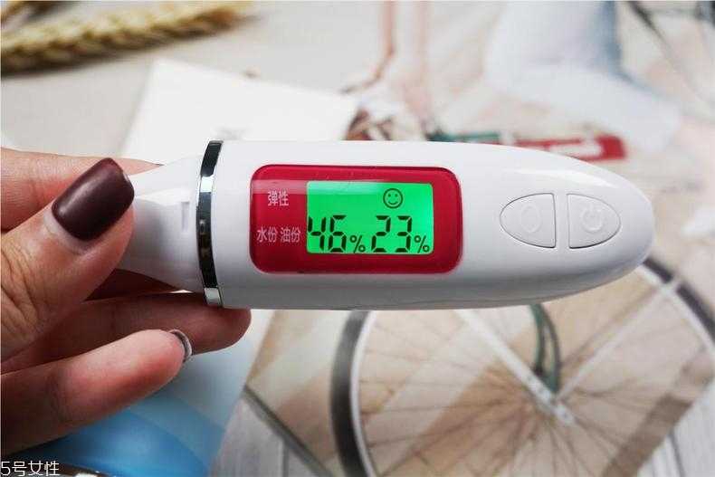 水密码洗面奶哪款好用 温和蓝管和祛痘白管对比评测