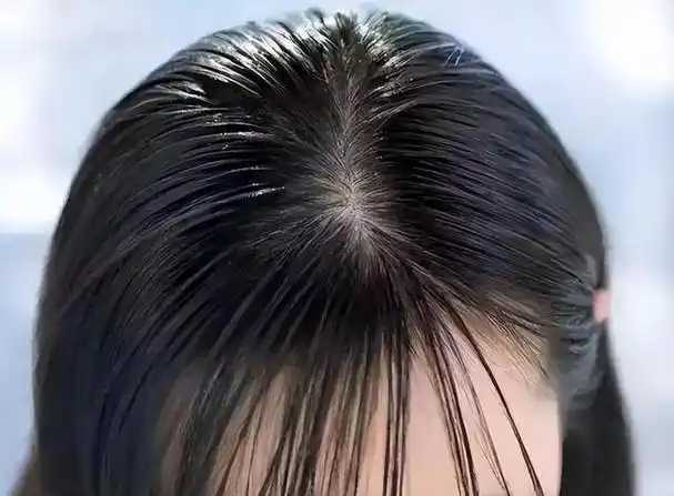 弹力素和护发精油使用顺序