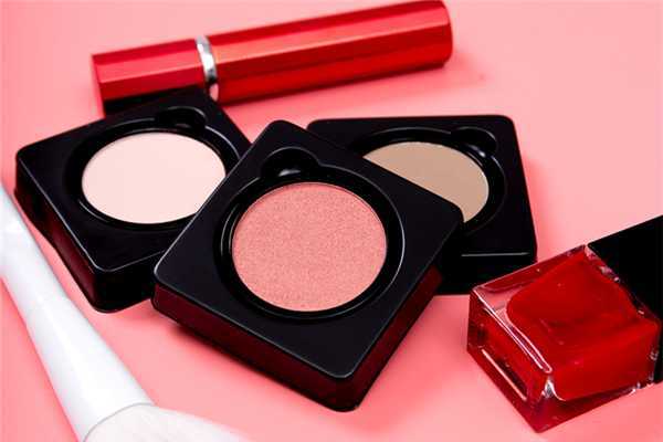 腮红可以做眼影吗？