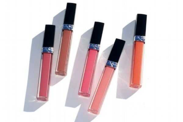 唇彩可以当唇膏用吗?唇彩和唇膏的区别 唇彩可以当唇膏用吗?唇彩和唇膏的区别