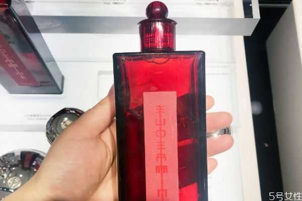 200ml化妆水能用多久?一瓶爽肤水用多久最佳 200ml化妆水能用多久?一瓶爽肤水用多久最佳