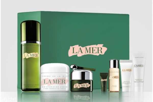 适合妈妈用的平价水乳 给妈妈用的平价水乳