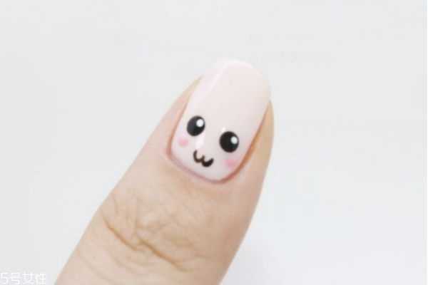 卡通手绘美甲怎么做？动物图案卡通美甲怎么做