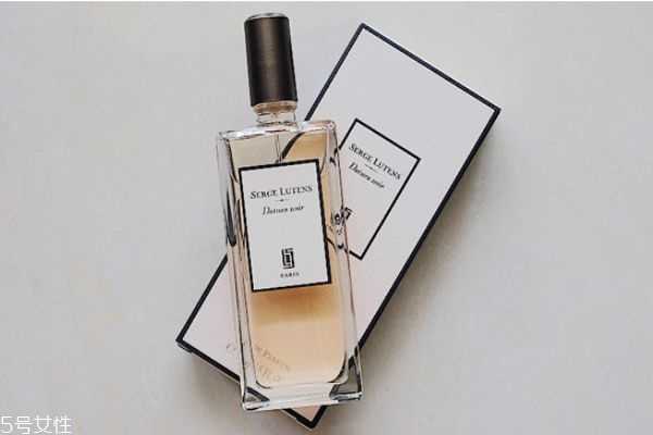 好闻的秋冬香水分享 适合秋冬的香水推荐 好闻的秋冬香水分享 适合秋冬的香水推荐