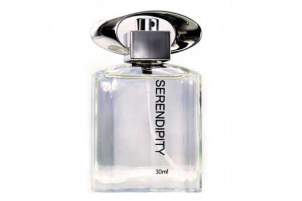 精油可以当香水用吗?精油与香水的区别 精油可以当香水用吗?精油与香水的区别