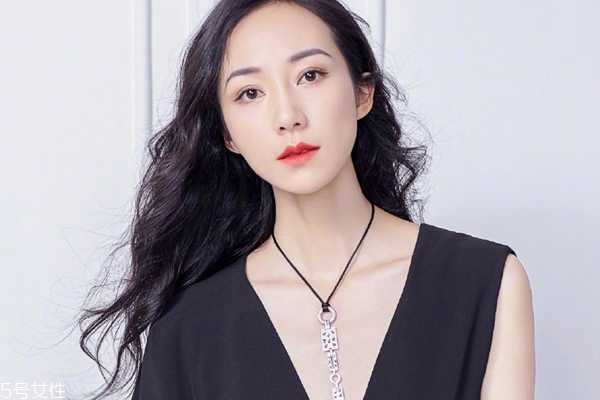 干性皮肤怎么判断准确 干性皮肤怎么判断准确