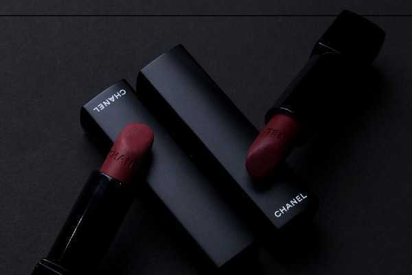 香奈儿口红是哑光还是滋润的