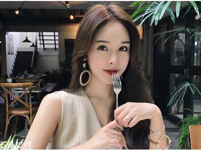 皮肤缺水严重怎么办