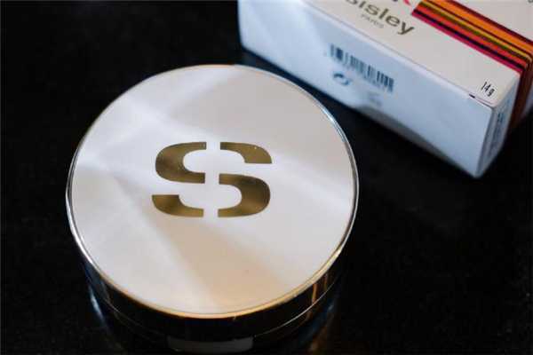 希思黎追光气垫防晒吗？希思黎追光气垫容易脱妆吗