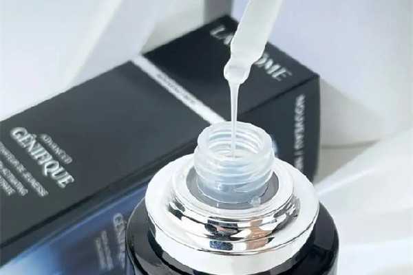 兰蔻小黑瓶为什么用了脸上有点刺痛