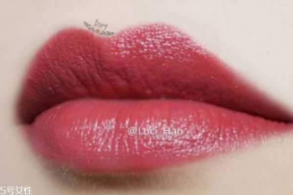皮肤比较黄涂什么口红？皮肤暗黄推荐几款口红
