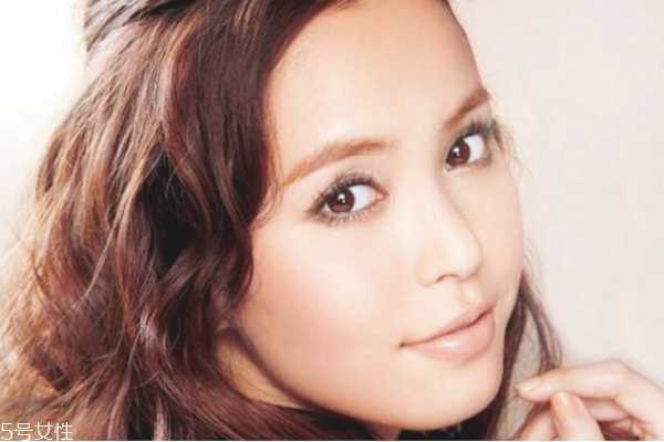 嘴角纹很深怎么办