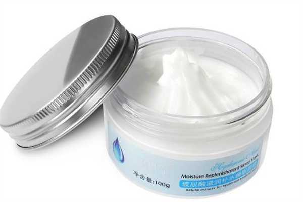 睡眠面膜需要涂很厚吗 睡眠面膜需要涂很厚吗