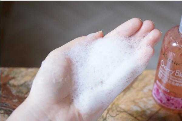 沐浴露可以洗头发吗