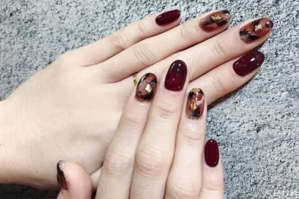 卸甲水保质期多久？卸甲水过期了还能用吗