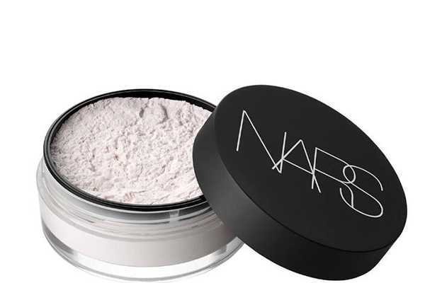 使用mac定妆喷雾会花妆吗 使用mac定妆喷雾会花妆吗