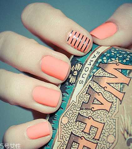 女生秋冬做什么美甲好看？冬季美甲这几款最显气质
