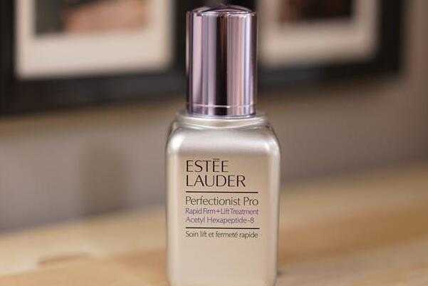 线雕精华白天能用吗?线雕精华的用法 线雕精华白天能用吗?线雕精华的用法