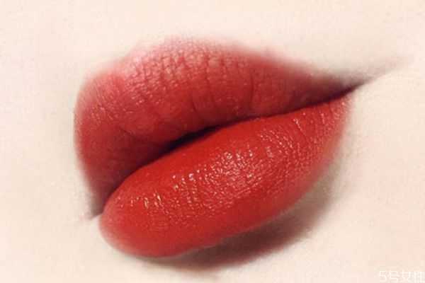 怎么知道唇釉是不是过期了 怎么知道唇釉是不是过期了
