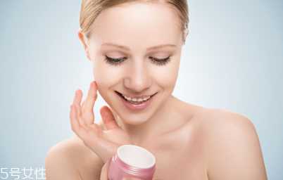 护肤品不吸收怎么办？护肤品不吸收什么原因