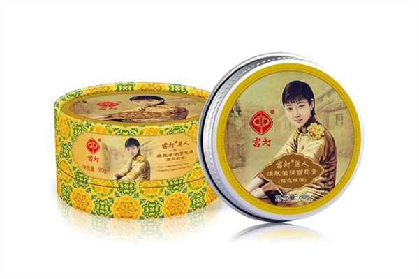 雪花膏用完需要洗脸吗 雪花膏用完需要洗脸吗