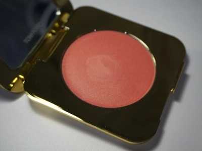 腮红的分类有哪几种 腮红的分类有哪几种