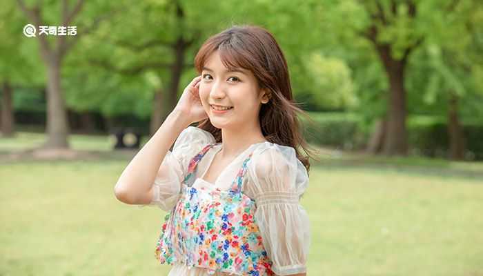 头发太贴弄蓬松小窍门 头发太贴弄蓬松小窍门