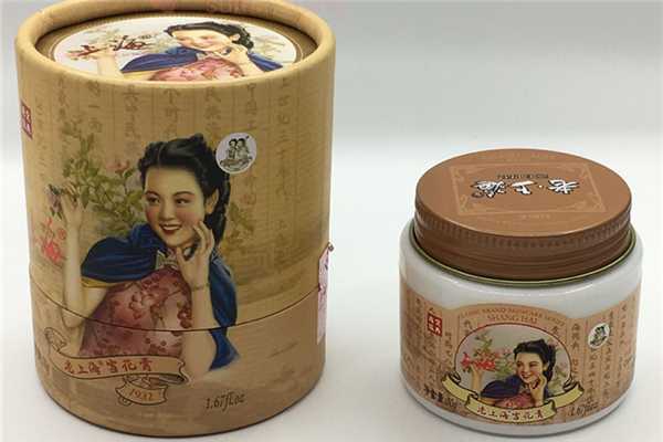 雪花膏用完需要洗脸吗 雪花膏用完需要洗脸吗