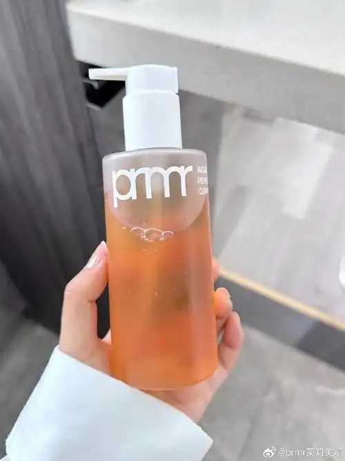 什么成分的洁面霜有助于收缩毛孔