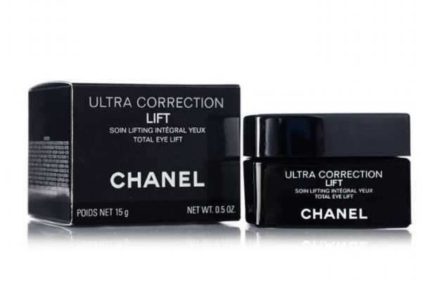 18岁需要用眼霜吗 18岁需要用眼霜吗