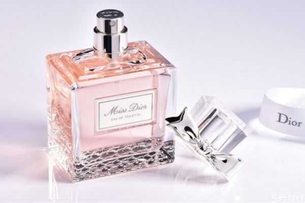 香水的作用有什么 香水的作用有什么