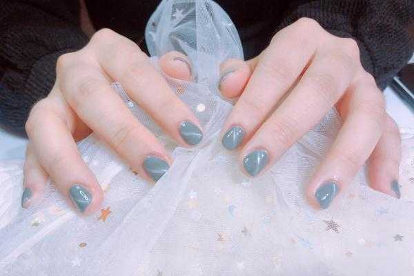 甲油胶可以直接涂在指甲上吗 