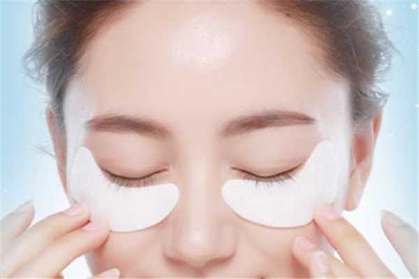 透真眼膜要贴多久