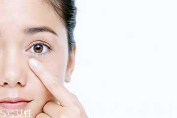 眼霜打开一年还能用吗?眼霜打开后保质期多久 眼霜打开一年还能用吗?眼霜打开后保质期多久