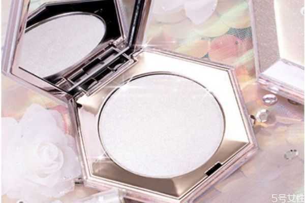 高光粉买什么颜色好