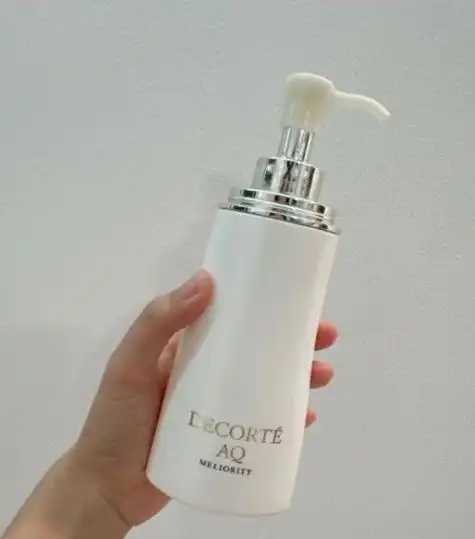 干性皮肤怎么挑选粉饼